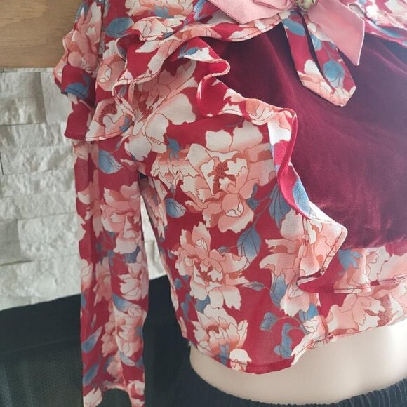 Blossom Top - Picture 4 of 6